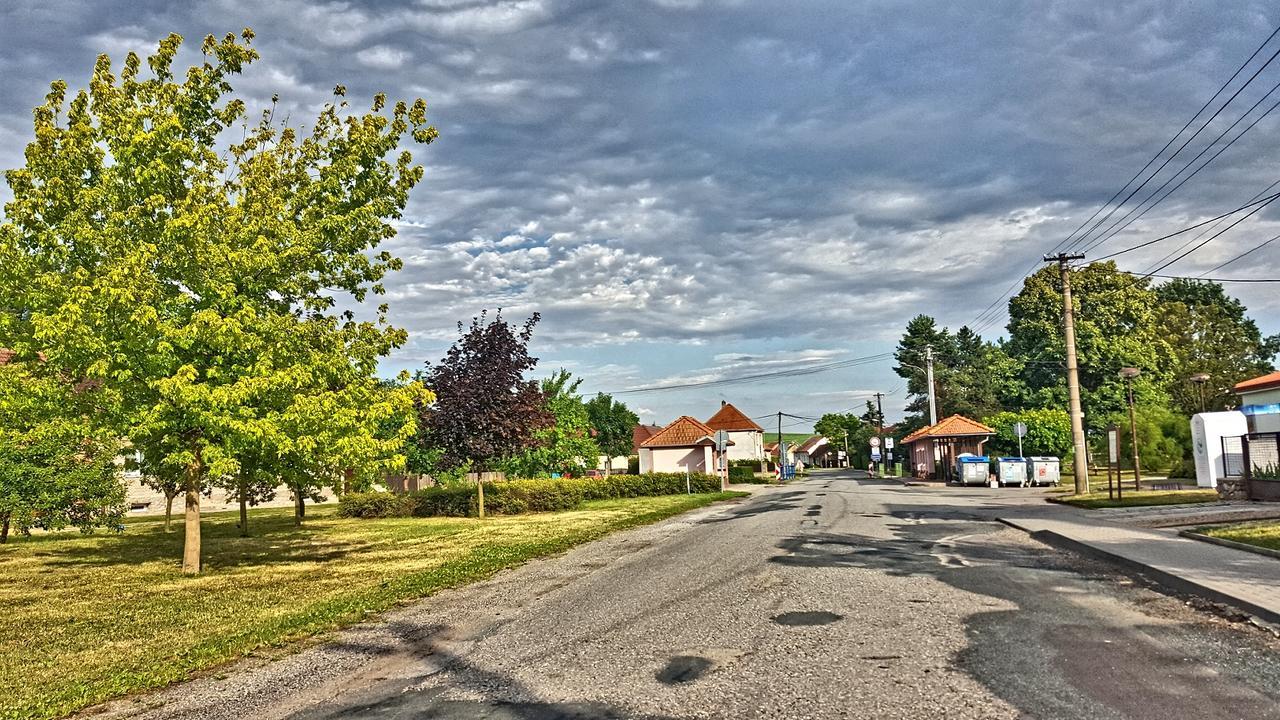 Moravske Toskansko Stavesice エクステリア 写真